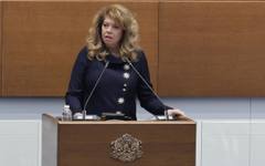 Илияна Йотова в обръщение към депутатите: Изборите от 19 април показаха, че са избори на надеждата