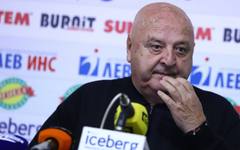 Напрежението в Славия ескалира: Феновете готвят нов протест срещу Венци Стефанов, искат и оставката на Достанич