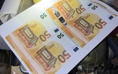 Разкриха печатница за фалшиви пари в София