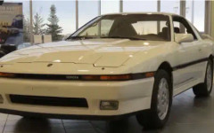 Продава се уникално запазена Toyota Supra