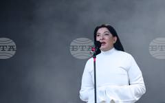 Марина Абрамович откри във Венеция изложба с кости и кристали
