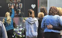 Днес се отбелязват три години от масовата стрелба в белградско училище; семействата и граждани отдават почит