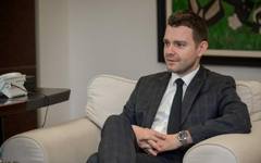 Муцунски поиска среща с българския външен министър