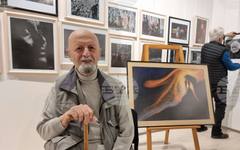Фотографията е общуване без думи, каза за БТА доц. Петър Абаджиев дни преди откриването на юбилейната си изложба по повод своята 90-годишнина