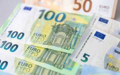 Брутният външен дълг на България в края на февруари се увеличава с 31,7 процента на годишна база до 65,269 млрд. евро, по предварителни данни на БНБ