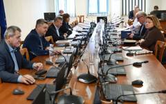 Прокурорската колегия на ВСС отложи кадровите въпроси до евентуална такава забрана от НС