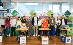 Клиентите на Lidl превърнаха милиони бутилки в дарения за деца, животни и природа
