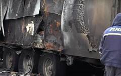 Влекач с ремарке се запали в движение край Пловдив, трафикът е затруднен