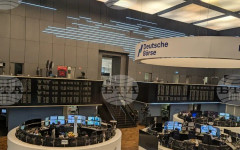 Европейските борси са на положителна територия в обедната търговия в очакване на отговора на Доналд Тръмп на предложенията за мир на Иран