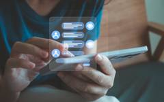 Хората говорят все по-малко: Дигиталният свят променя начина ни на общуване