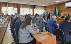 Общинският съвет в Шумен реши да бъдат удостоени със "Златна значка на град Шумен" Юлиян Андреев и Деян Евтимов