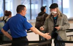 Европейската комисия призова държавите в ЕС бързо да въведат единното приложение за електронна идентификация