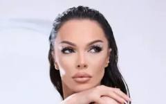 Галена се оказа пламенна футболна фенка