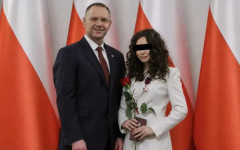 Как "гениалната тийнейджърка" на Полша се оказа медиен мит