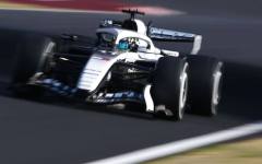 Кадилак със специални цветове за първото си домашно състезание