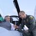 Премиерът Гюров се качи на изтребител F-16