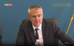 Министър Димитър Илиев постави акцент върху нуждата от модерна спортна база