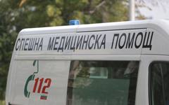 Работник в тежко състояние след падане от покрив в Симитли