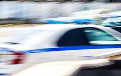 Ужасяващ инцидент на АМ "Европа": Кола полетя от 6 м височина върху жп линия