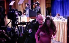 Драматични кадри: Стивън Милър спасява бременната си жена, а Шерил Хайнс тича след Кенеди и охраната