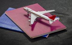 Отказ за виза остави Едуард Петросян на 2300 км от 11-месечната му дъщеря