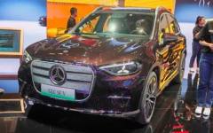 Запознаваме ви с Mercedes-Benz GLC L EV