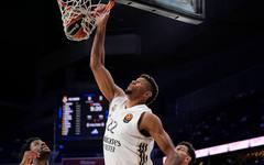 Тежък удар за Реал Мадрид: Таварес почти сигурно е аут до края на плейофите