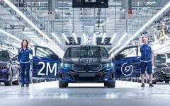 BMW Group достигна важен крайъгълен камък: 2 милиона произведени електромобила
