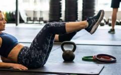 Работата с коремните мускули подобрява прочистването на мозъка