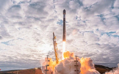 50 изстрелвания за 4 месеца: ракета Falcon 9 със степен ветеран изведе в орбита 25 сателита за Starlink