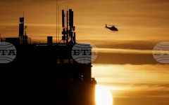 Гръцки военен хеликоптер е извършил аварийно кацане на остров Крит, екипажът не е пострадал