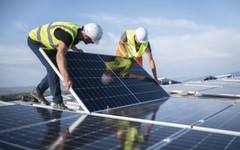 Войната с Иран засили интереса към соларните панели