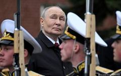 Ледът под краката на Путин започва да се пропуква