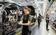 Mercedes-Benz е готов да навлезе в производството на отбранителна техника