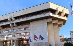 Информационният център на Областна администрация – Русе спира частично работа на 18 май