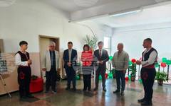 В Техническата гимназия "Цар Симеон Велики" в Търговище беше открит модерен STEM център по повод патронния празник на училището