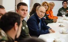 Путин се спасява с крайно оръжие – децата. Кремъл кътка студентите да влизат в армията (ОБЗОР - ВИДЕО)