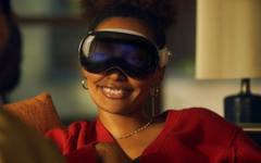 Apple инвестира над $20 милиарда във Vision Pro... и вече признава провала си