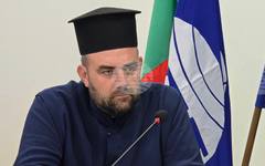 Осиновяването е окончателно решение, което изисква време и осмисляне, каза отец Велизар Гогов